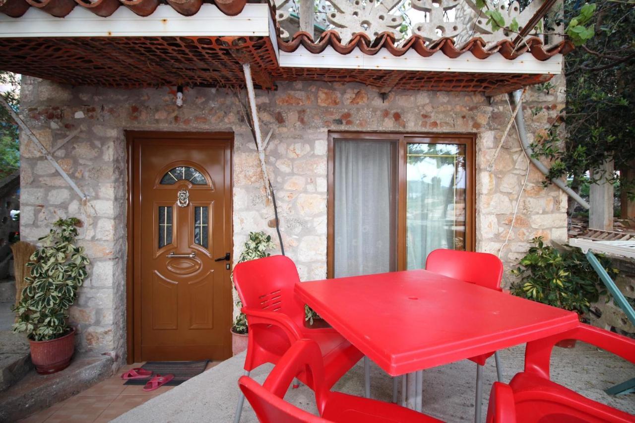 Mustafaraj Apartments كساميل الغرفة الصورة
